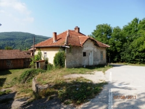 Снимка от село Драгомирово (http://www.panoramio.com/) Снимка от село Драгомирово (http://www.panoramio.com/)
